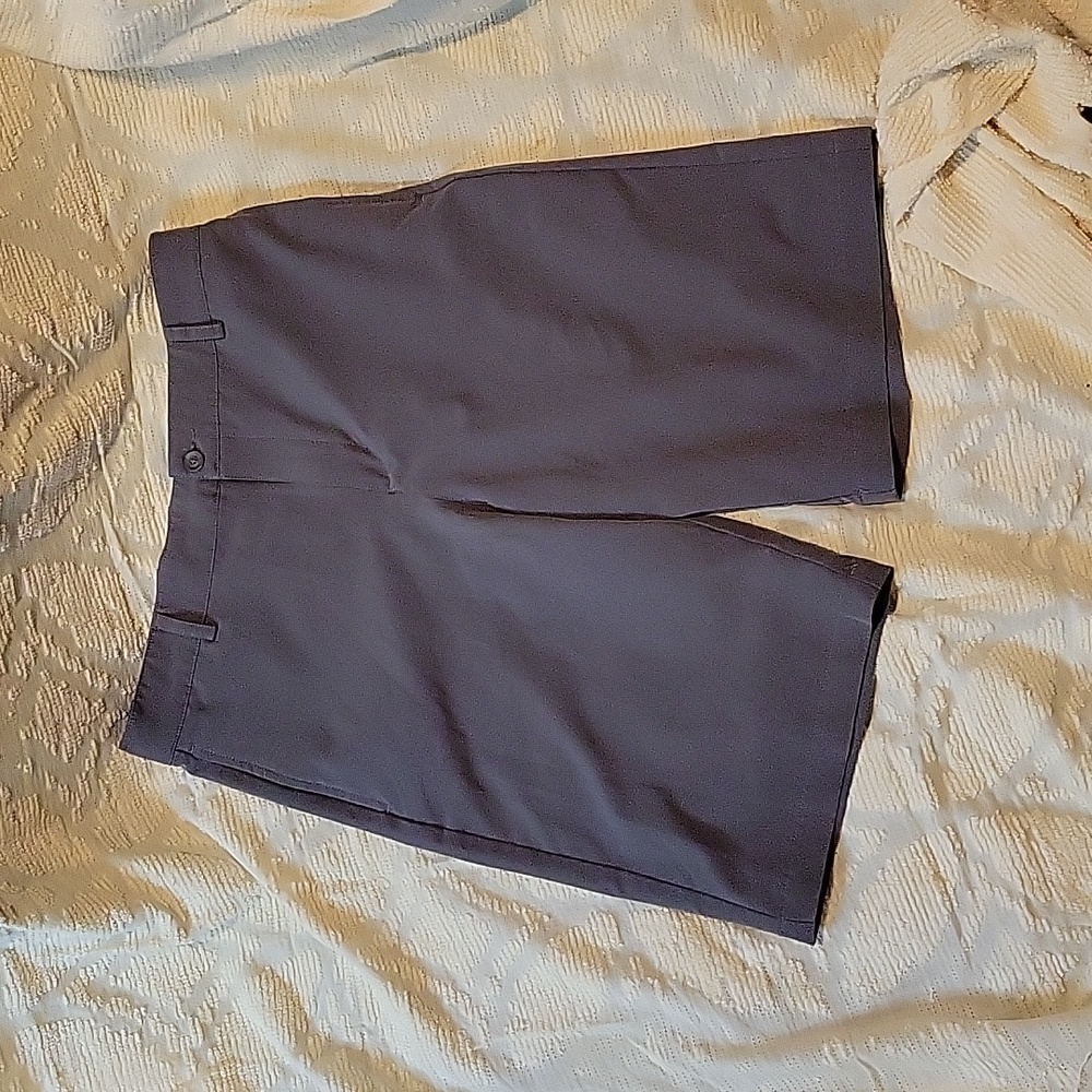 Slazenger Golf Shorts - youth xl (men's small)